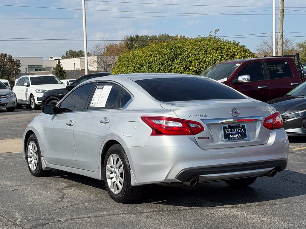 Used 2017 Nissan Altima 2.5 S w/ Power Driver Seat Package FWD image 5