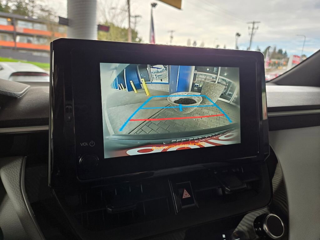 Used 2024 Toyota Corolla SE w/ SE Package FWD image 16