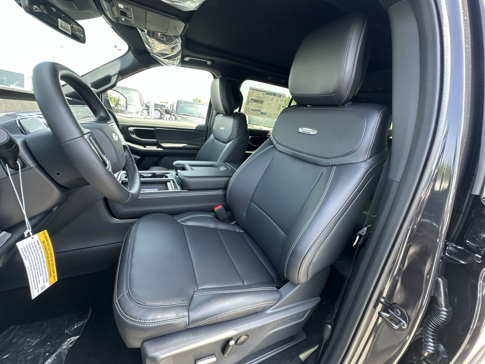 New 2027 Ford Expedition Platinum w/ Stealth Appearance Package AWD/4WD image 21