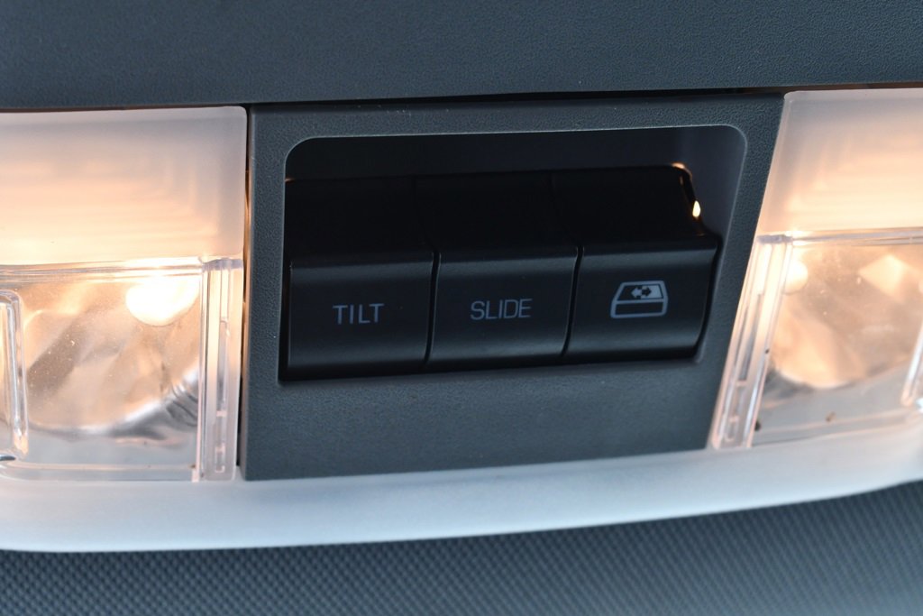 Used 2014 Ford F150 Lariat w/ Equipment Group 502A Luxury image 37