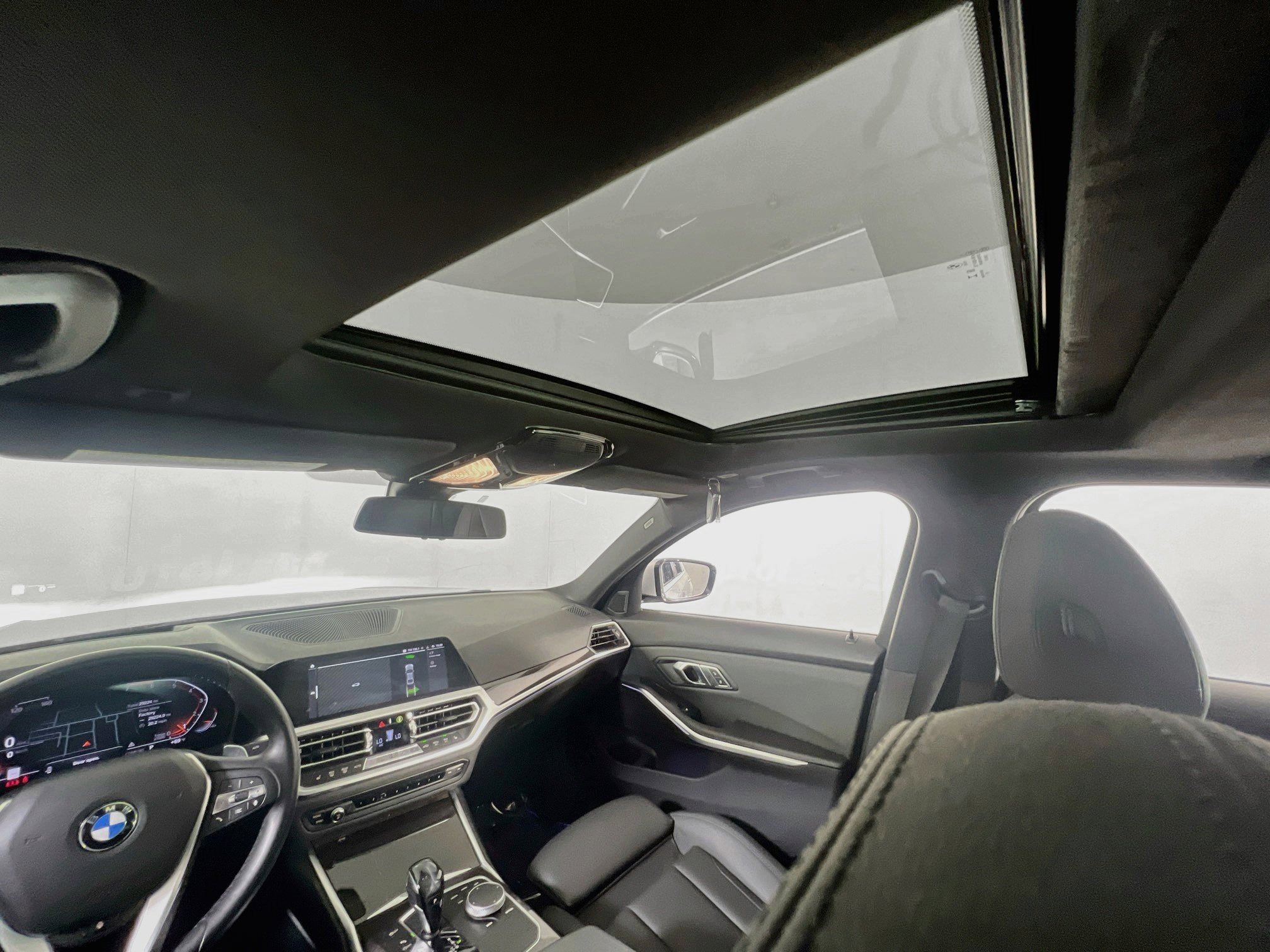 Used 2019 BMW 330i xDrive Sedan w/ Premium Package image 32