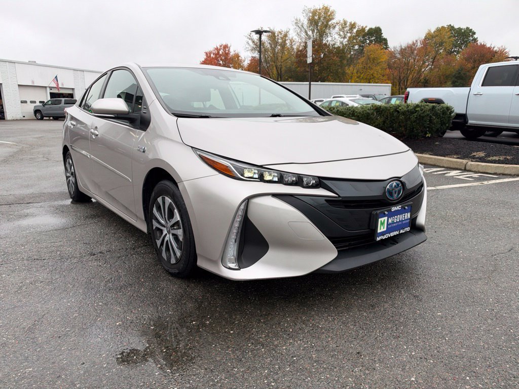 Used 2021 Toyota Prius Prime LE FWD image 9