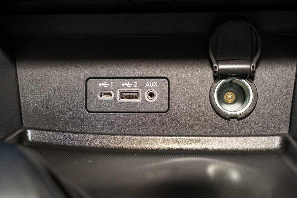 Used 2020 Nissan Sentra SV w/ Lighting Package image 14