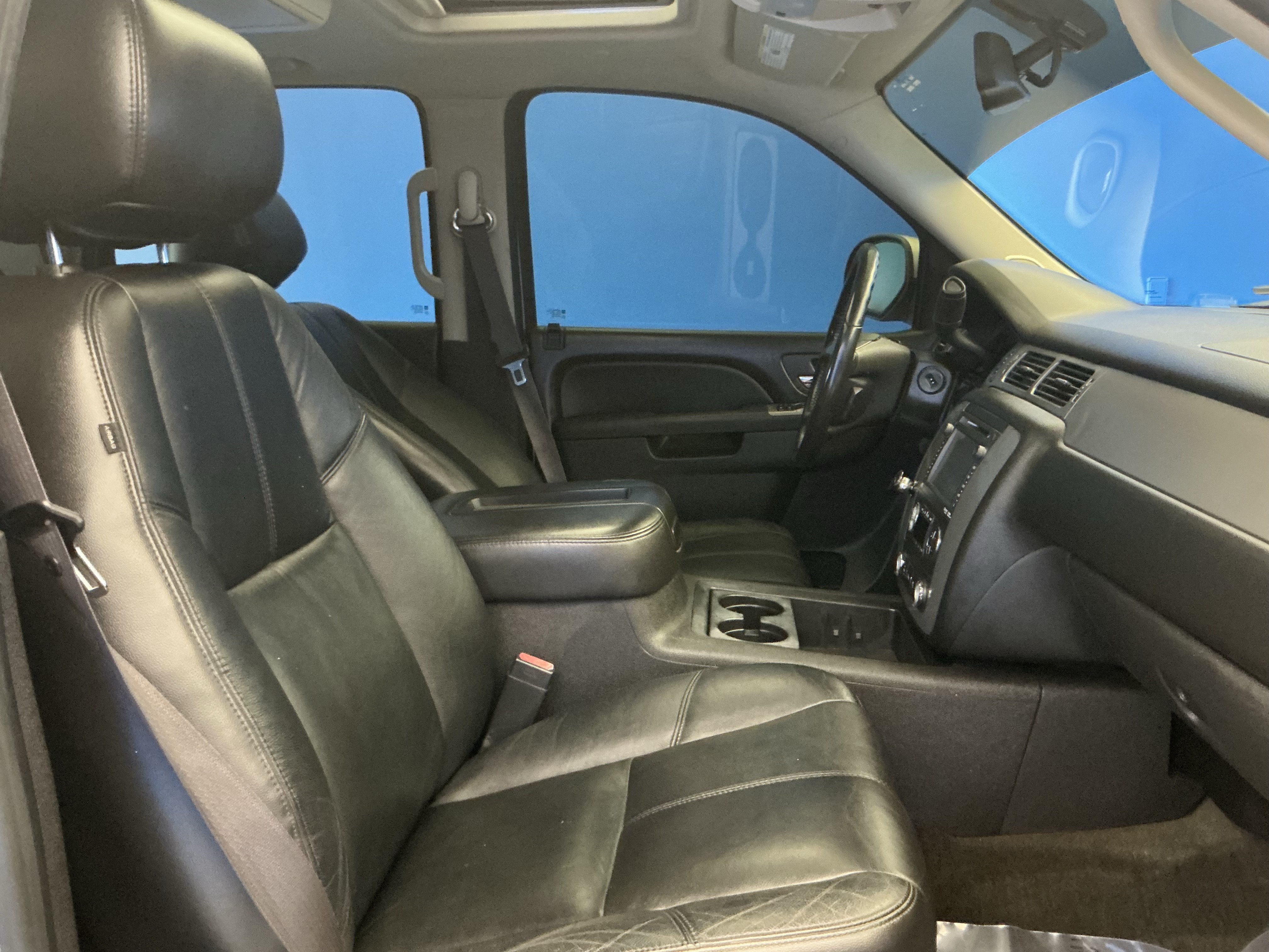 Used 2012 Chevrolet Tahoe LT AWD/4WD image 23