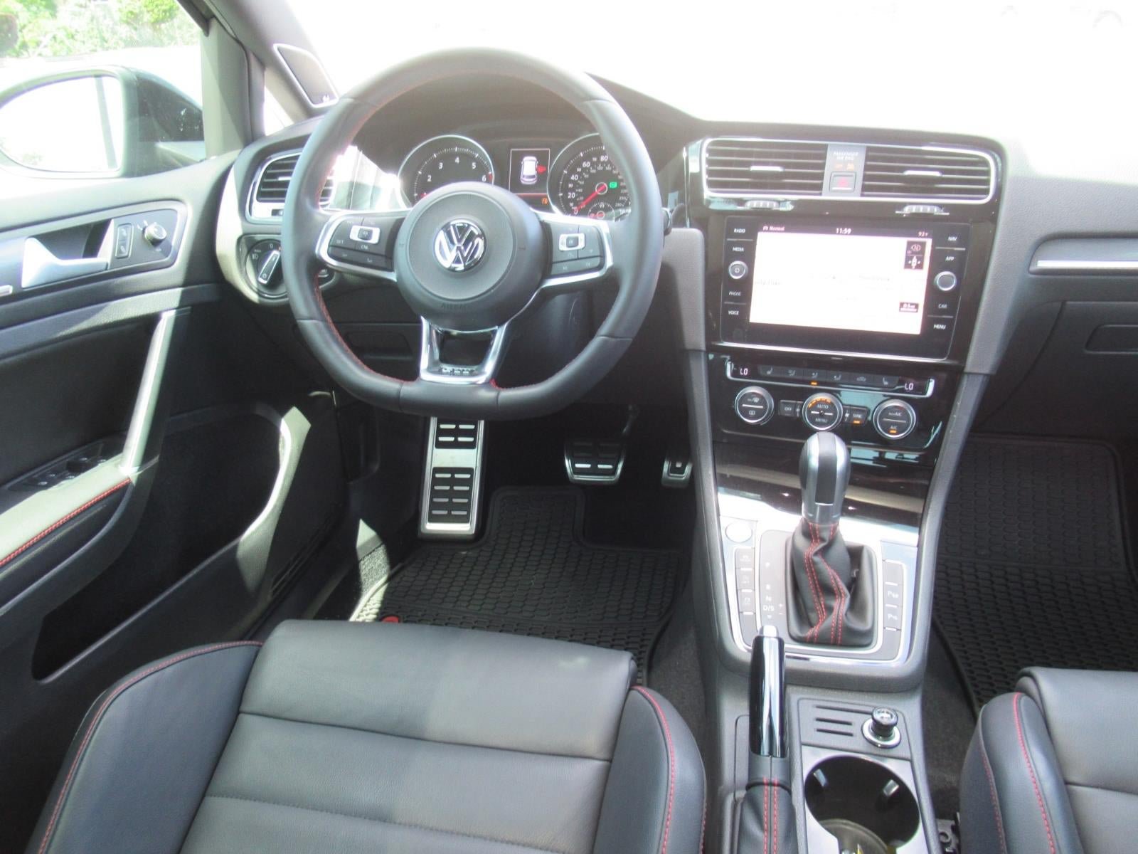 Used 2018 Volkswagen GTI Autobahn FWD image 13
