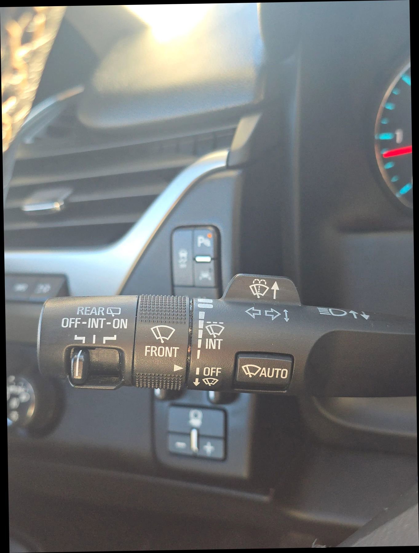 Used 2016 Chevrolet Tahoe LTZ image 28