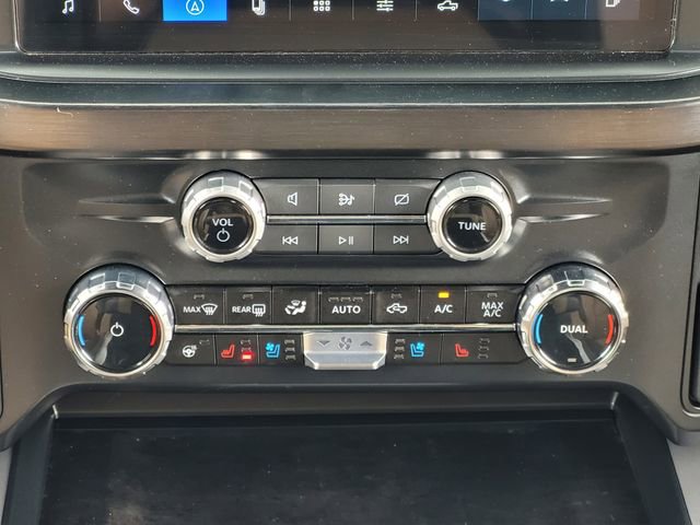 Used 2024 Ford F250 Lariat w/ Chrome Package AWD/4WD image 17