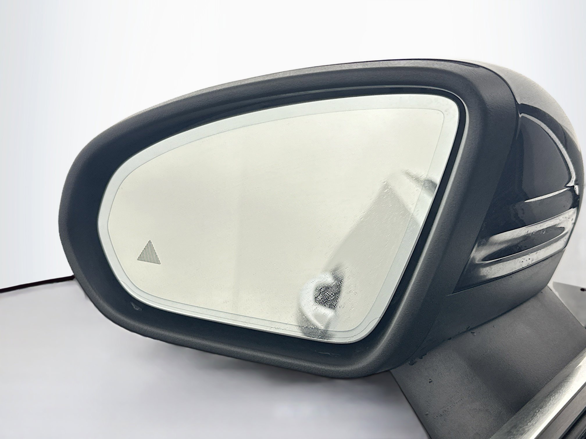 Used 2025 Mercedes-Benz CLA 250 4MATIC image 16