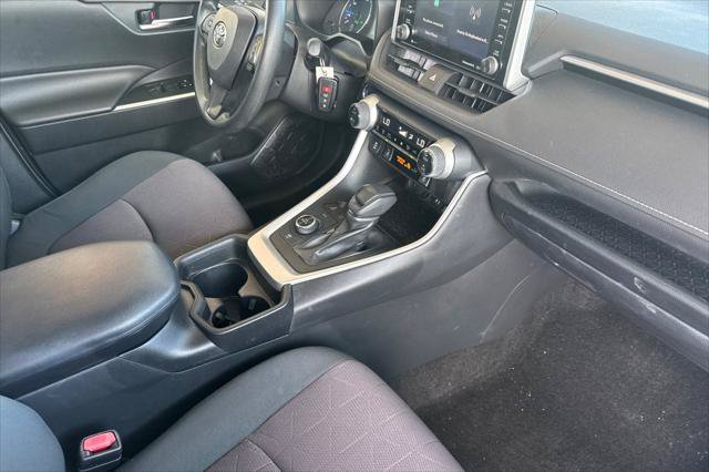 Certified 2019 Toyota RAV4 XLE w/ Convenience Package AWD/4WD image 16