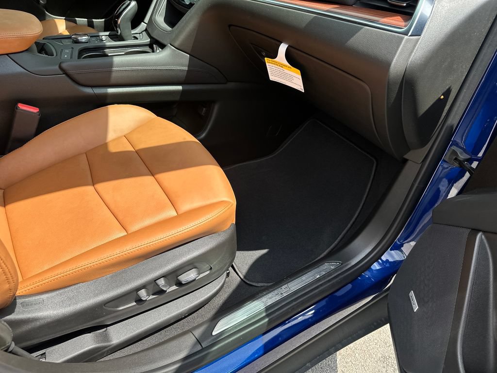 New 2026 Cadillac XT5 Premium Luxury w/ Driver Assist Package FWD image 36
