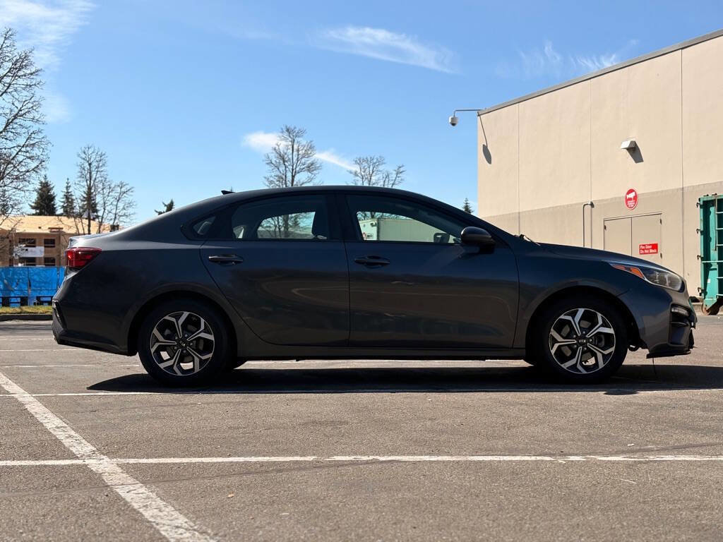 Used 2019 Kia Forte LXS image 6