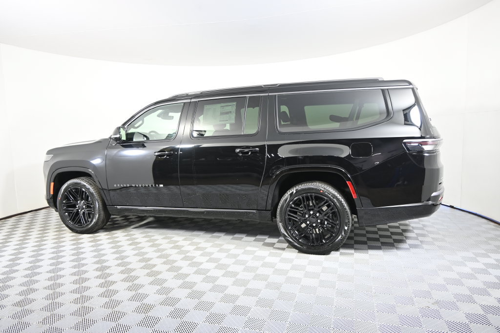 New 2026 Jeep Grand Wagoneer L Limited AWD/4WD image 3
