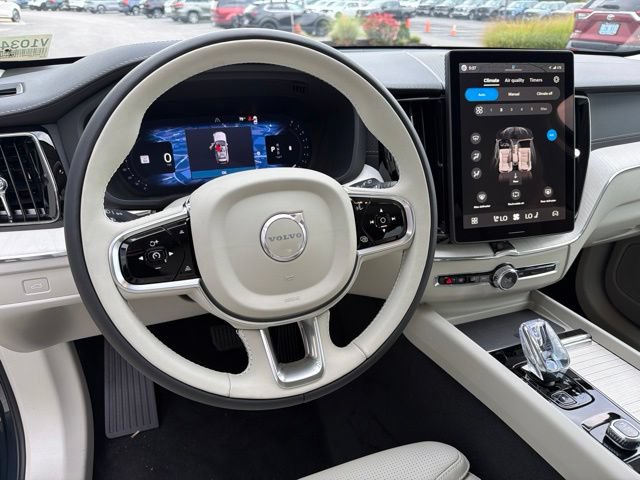 New 2027 Volvo XC60 B5 Ultra AWD/4WD image 15