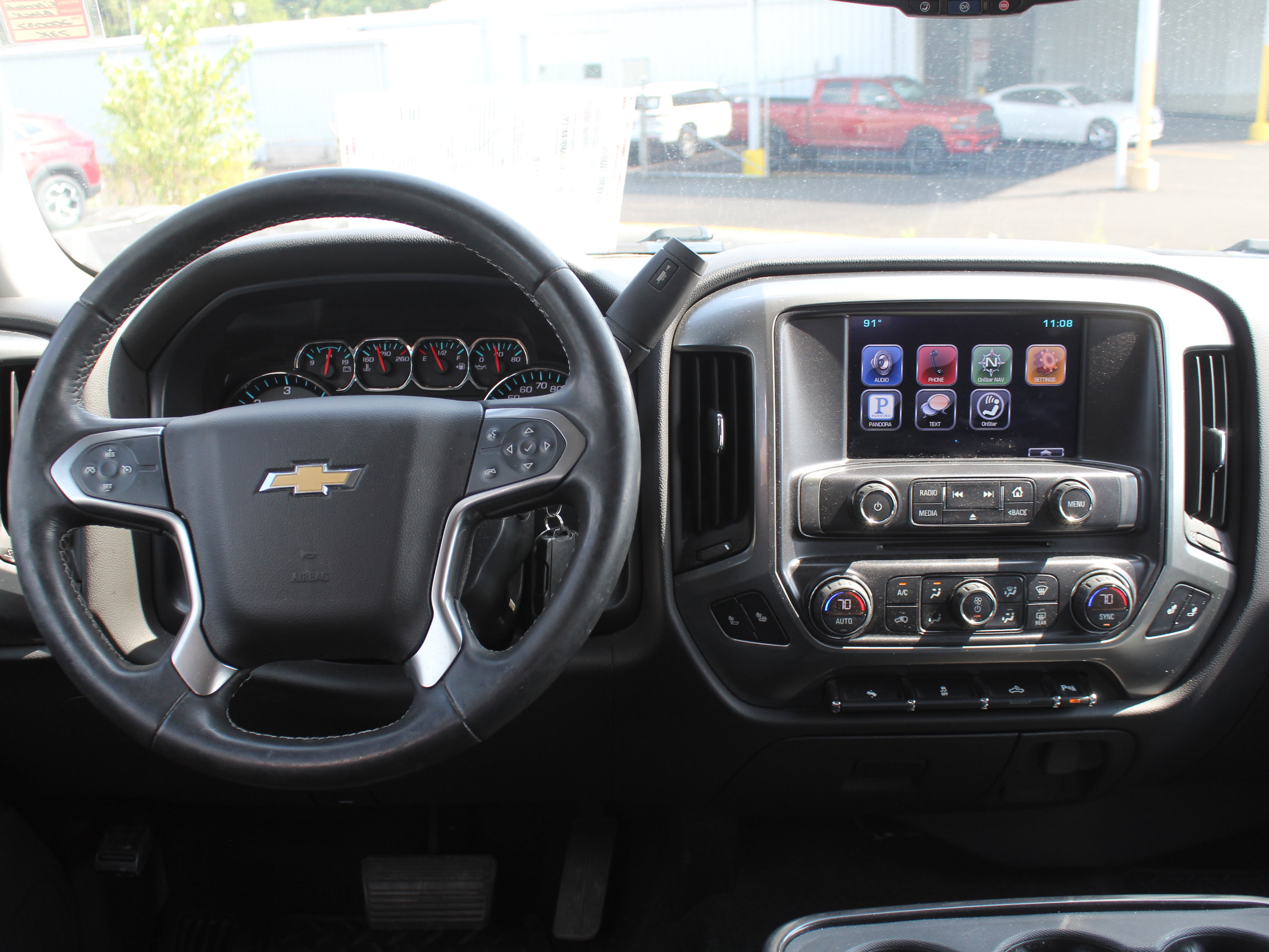 Used 2015 Chevrolet Silverado 1500 LT w/ LT Convenience Package AWD/4WD image 15