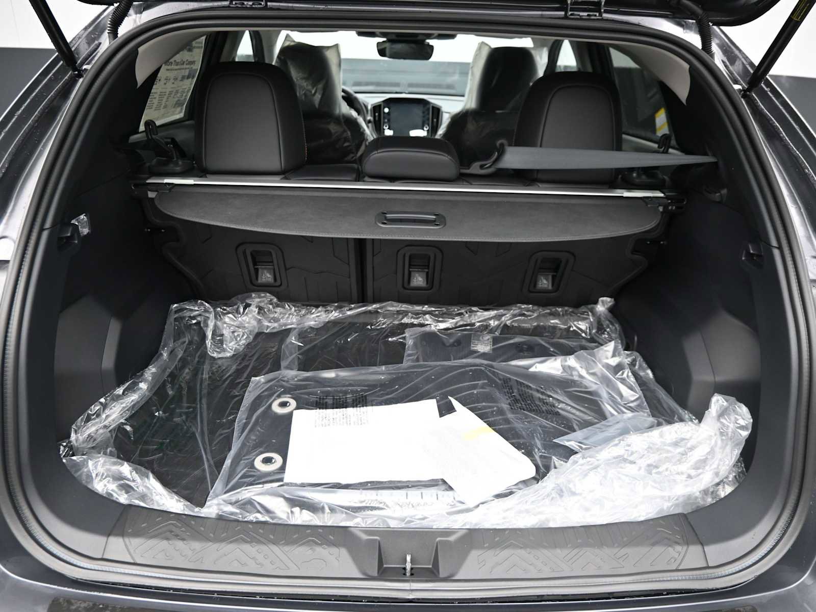 New 2026 Subaru Crosstrek 2.5i Limited w/ Popular Package #3A image 5