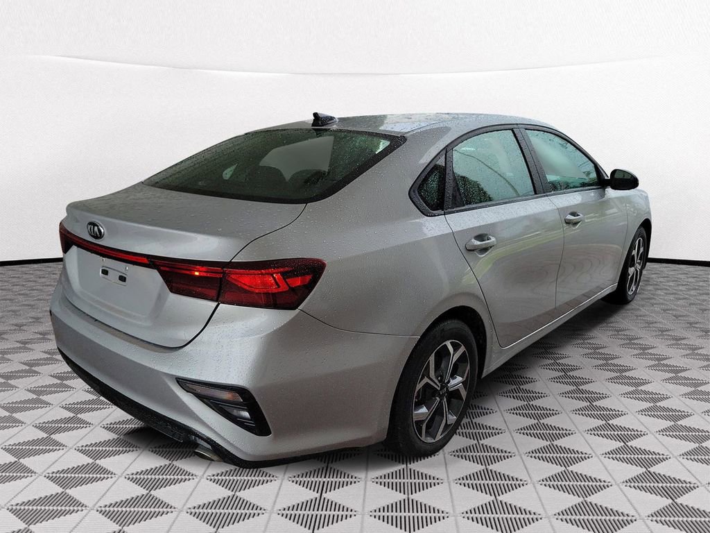 Used 2021 Kia Forte LXS FWD image 6