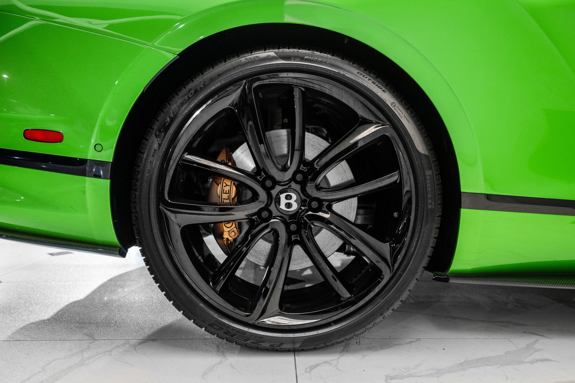 Certified 2024 Bentley Continental GT V8 AWD/4WD image 14