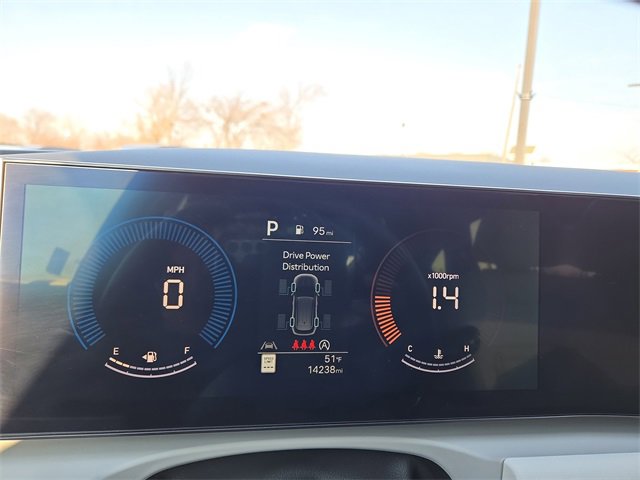 Certified 2025 Hyundai Tucson SEL image 9