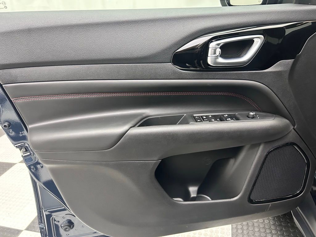 New 2026 Jeep Compass Trailhawk AWD/4WD image 10