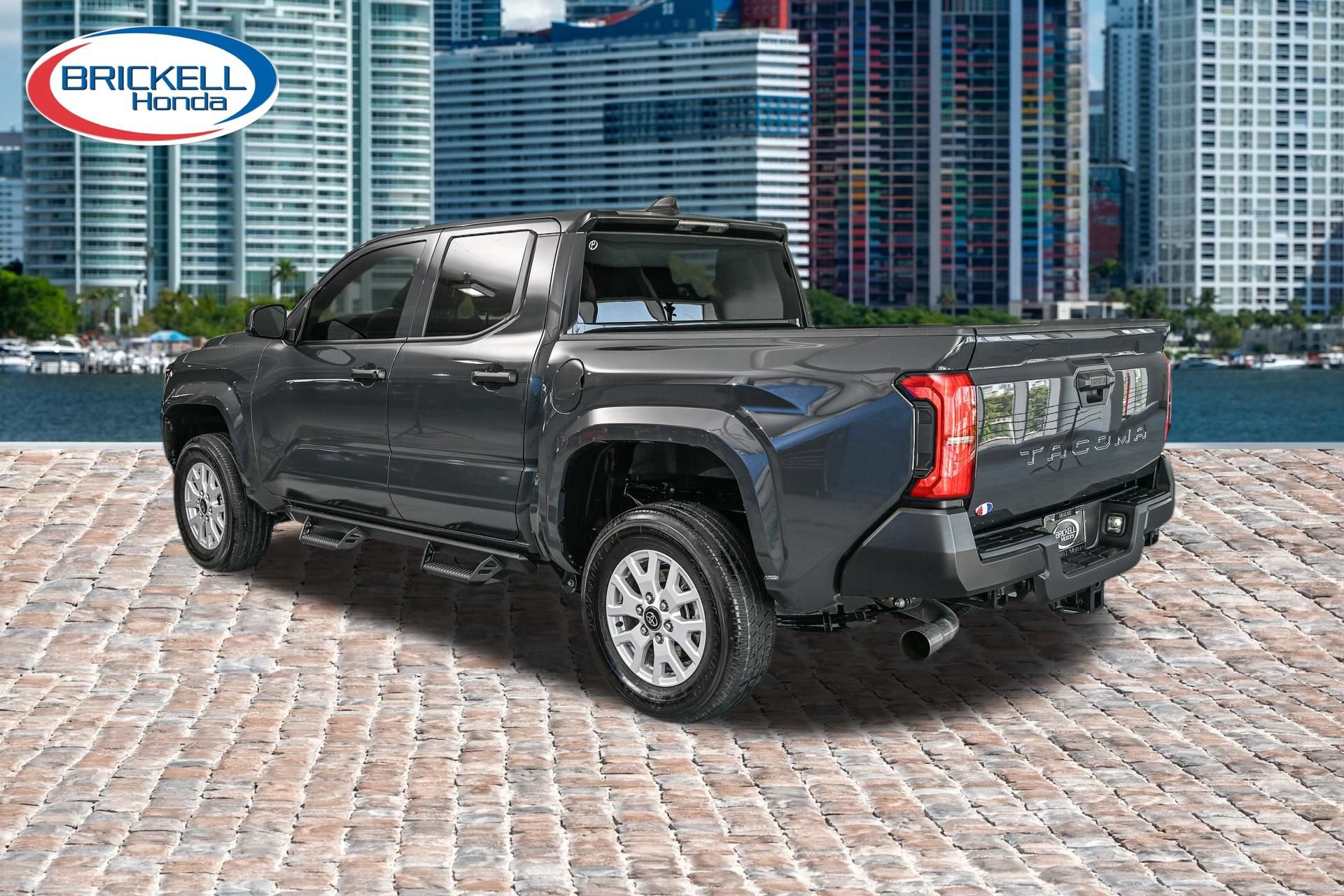 Used 2025 Toyota Tacoma SR RWD image 5