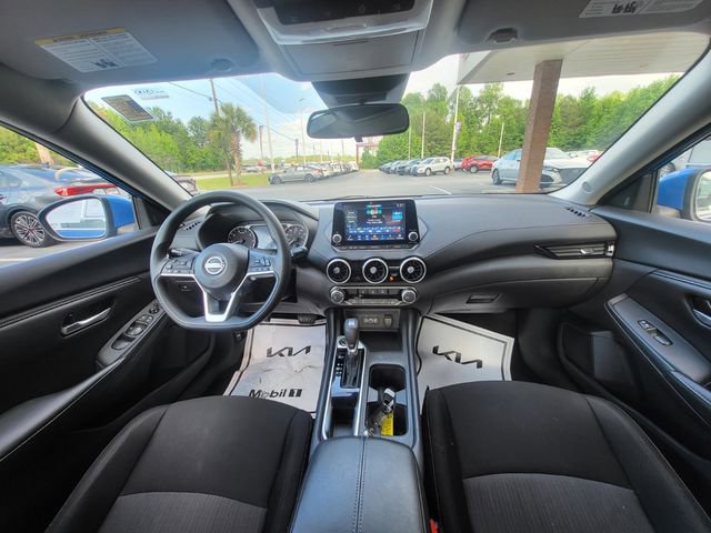 Used 2025 Nissan Sentra SV FWD image 14