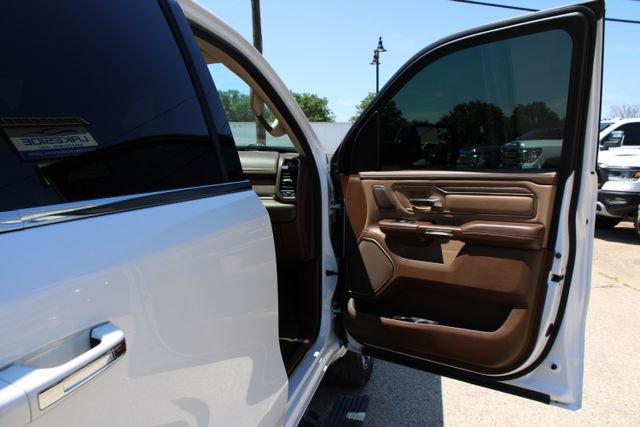 Used 2019 RAM 1500 Limited AWD/4WD image 40