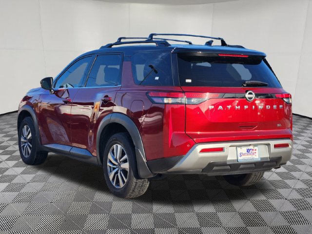 Used 2022 Nissan Pathfinder SL FWD image 8