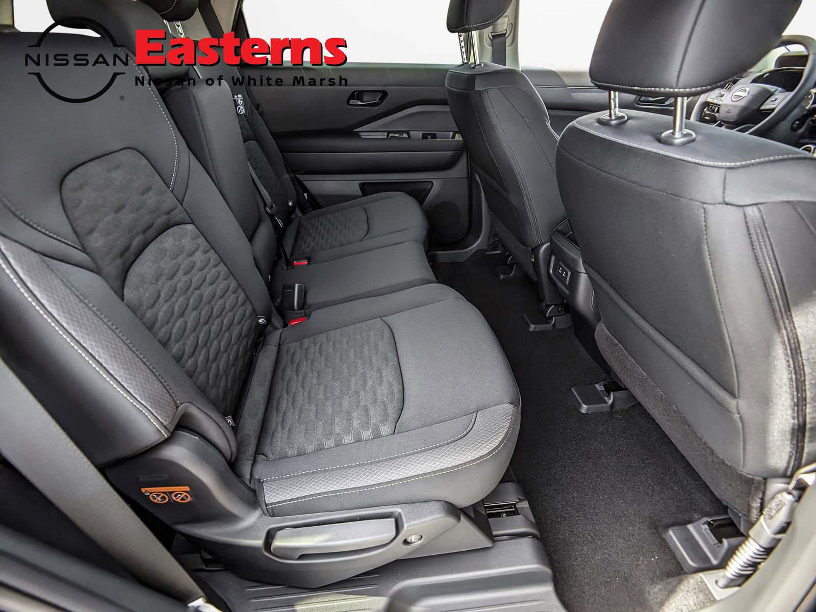 New 2026 Nissan Pathfinder SV image 23