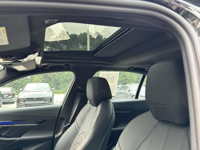 Used 2026 BMW i5 eDrive40 w/ M Sport Package AWD/4WD image 27