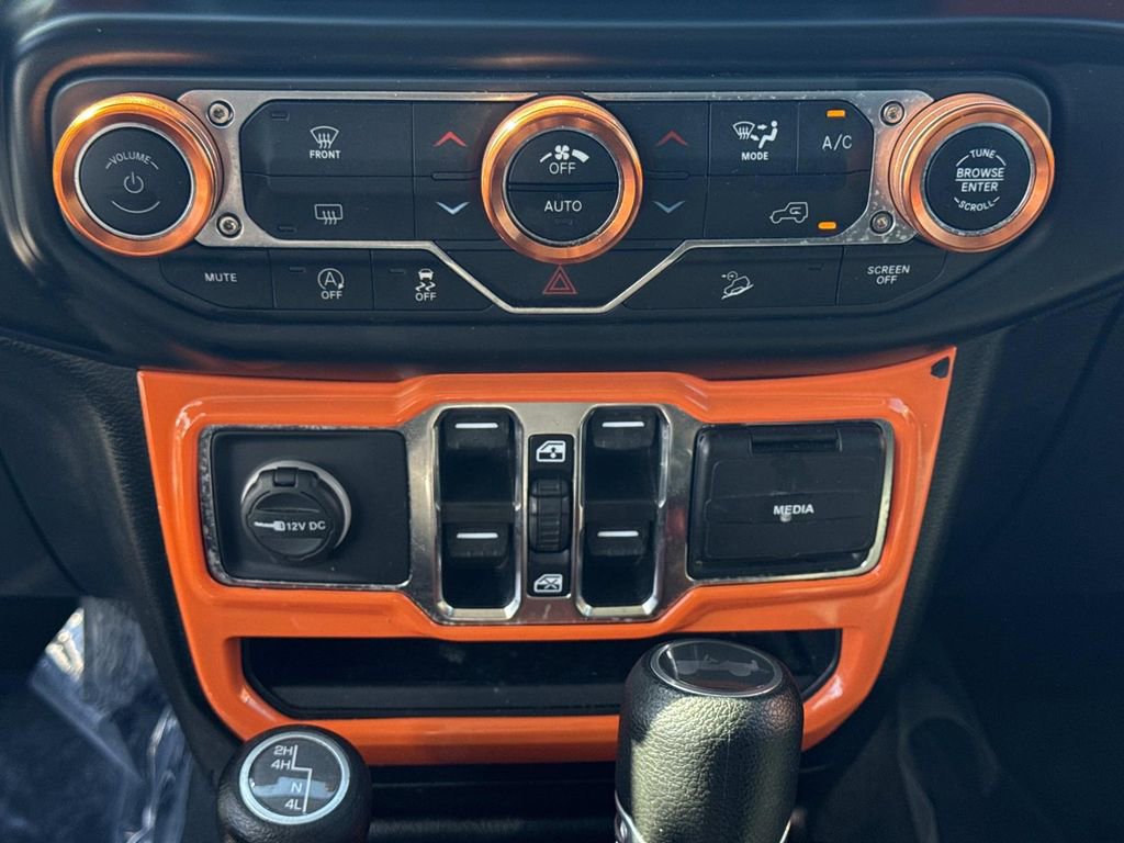 Used 2021 Jeep Wrangler Unlimited Sport image 25