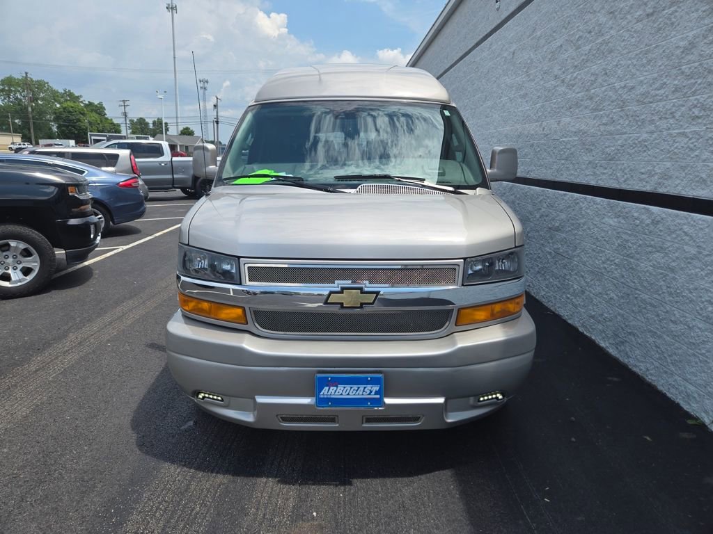 Used 2019 Chevrolet Express 2500 w/ Enhanced Convenience Package image 12