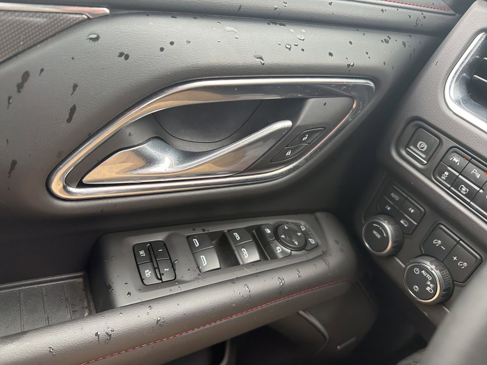 Used 2023 Chevrolet Tahoe RST w/ Luxury Package AWD/4WD image 19