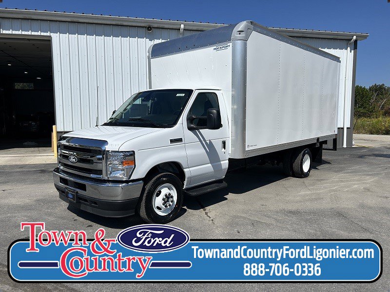 New 2026 Ford E-350 and Econoline 350 Super Duty w/ Interior Upgrade Package image 1