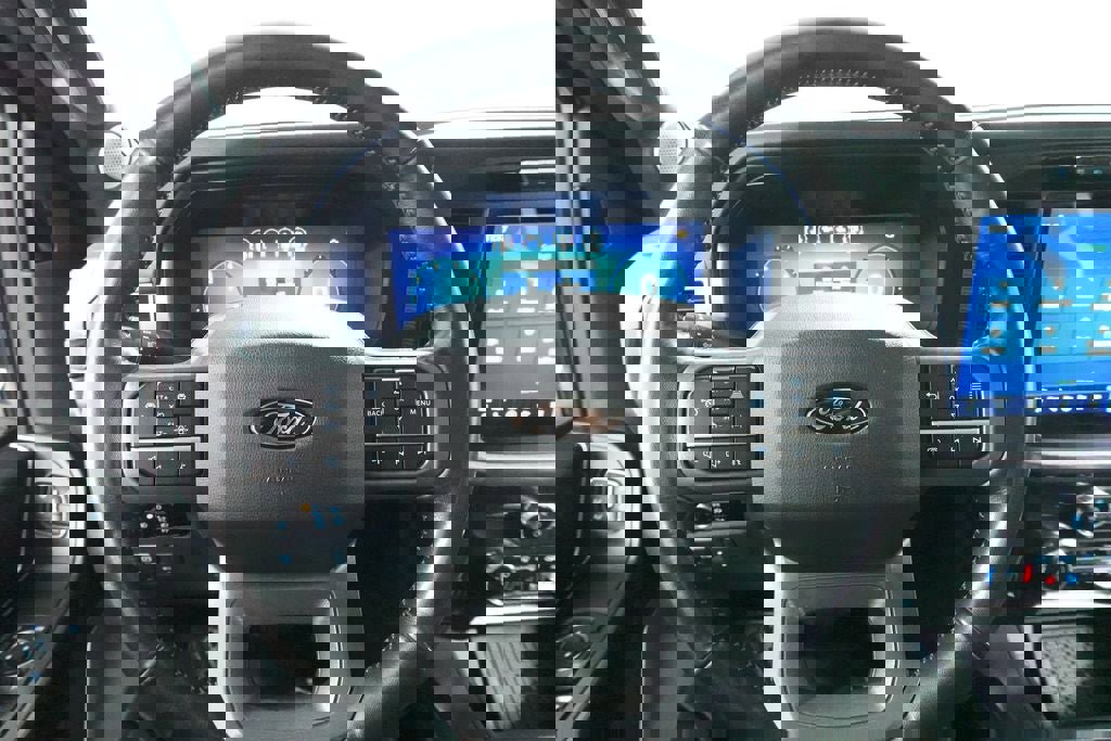 Used 2024 Ford F150 Lariat w/ Equipment Group 502A High image 12