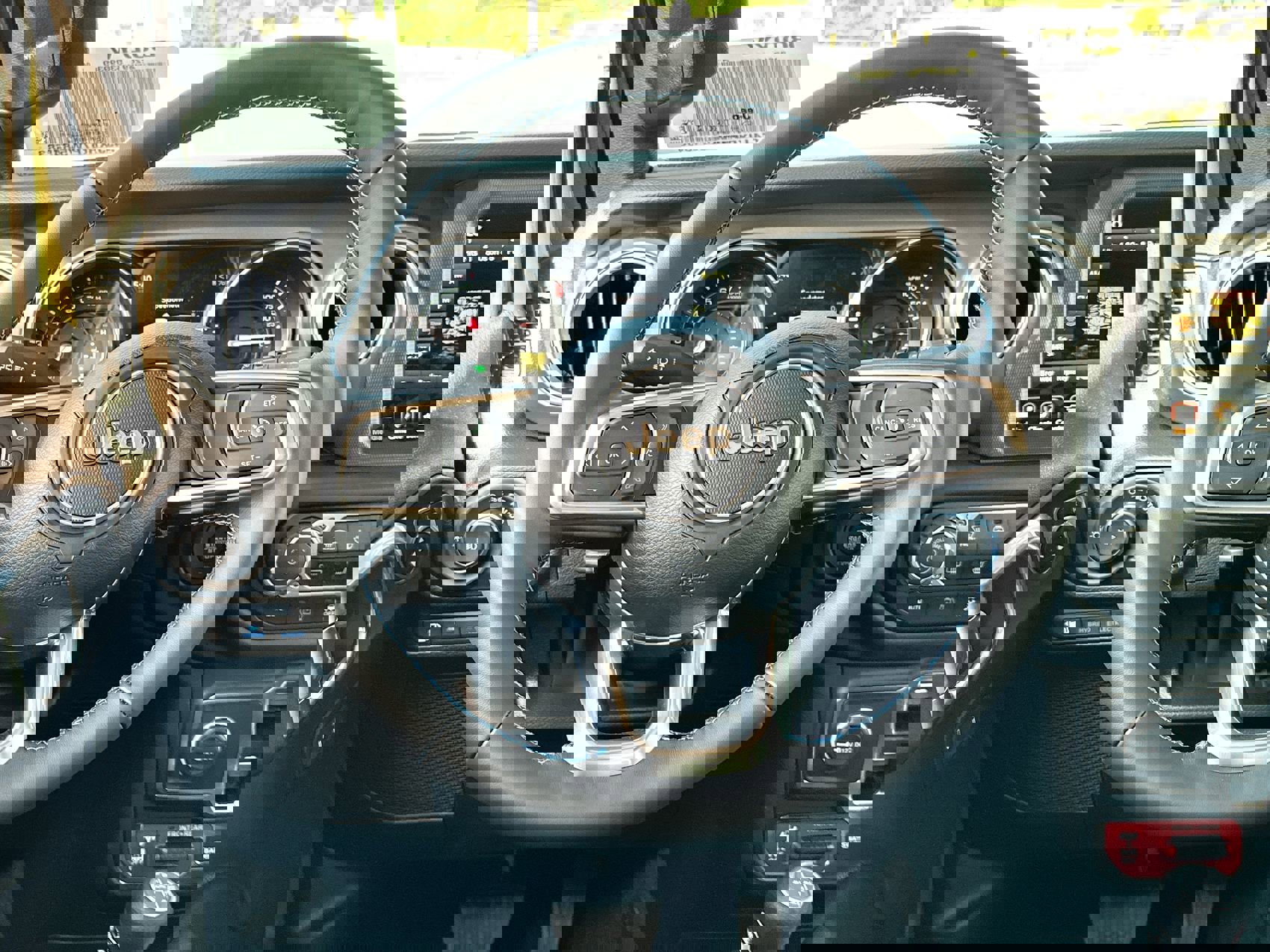 New 2023 Jeep Wrangler Unlimited Rubicon 4xe w/ Cold Weather Group image 14