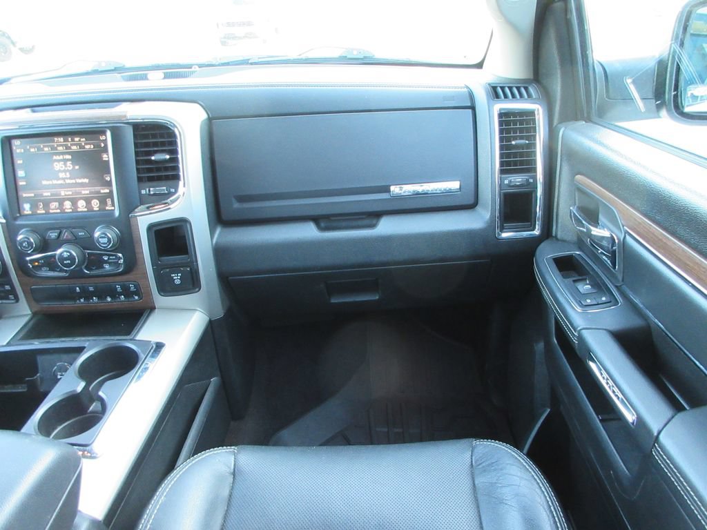 Used 2015 RAM 1500 Laramie w/ Convenience Group AWD/4WD image 20