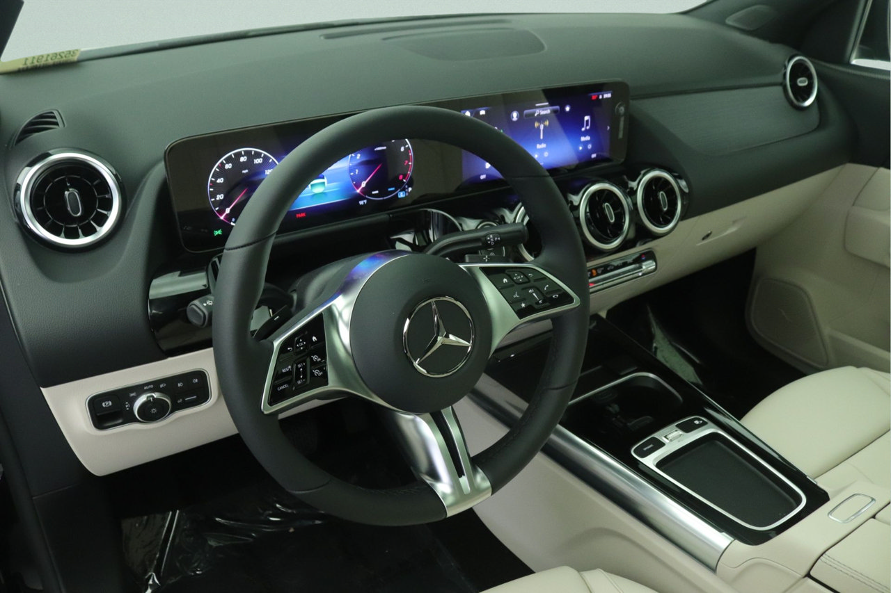 New 2026 Mercedes-Benz GLA 250 image 4
