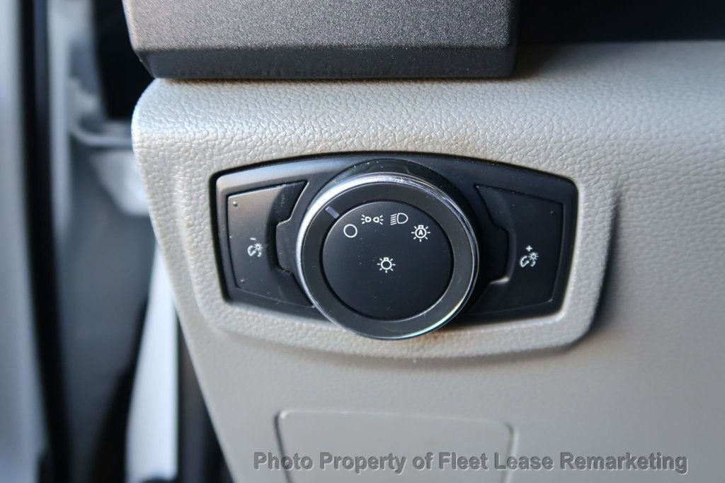 Used 2018 Ford F550 2WD Regular Cab Super Duty image 29