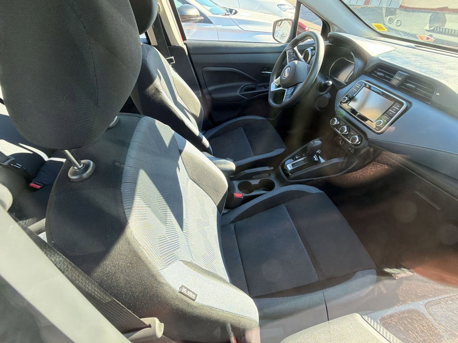 Used 2025 Nissan Versa SV FWD image 8