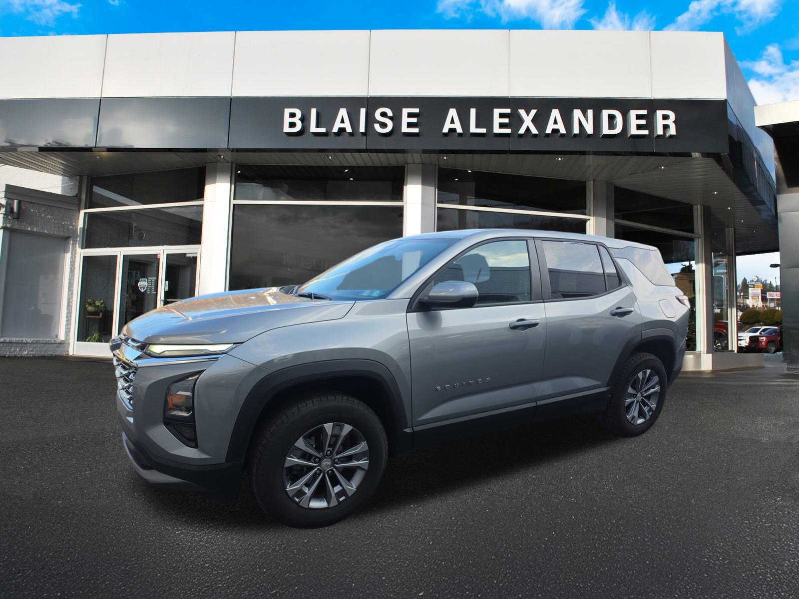 Used 2025 Chevrolet Equinox LT image 9