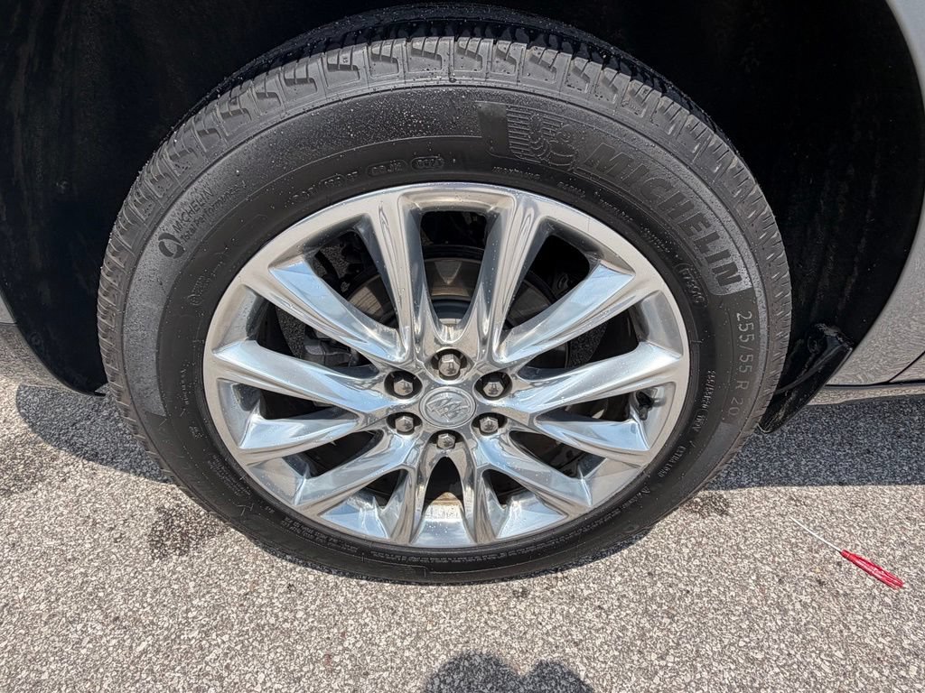 Used 2019 Buick Enclave Essence AWD/4WD image 15