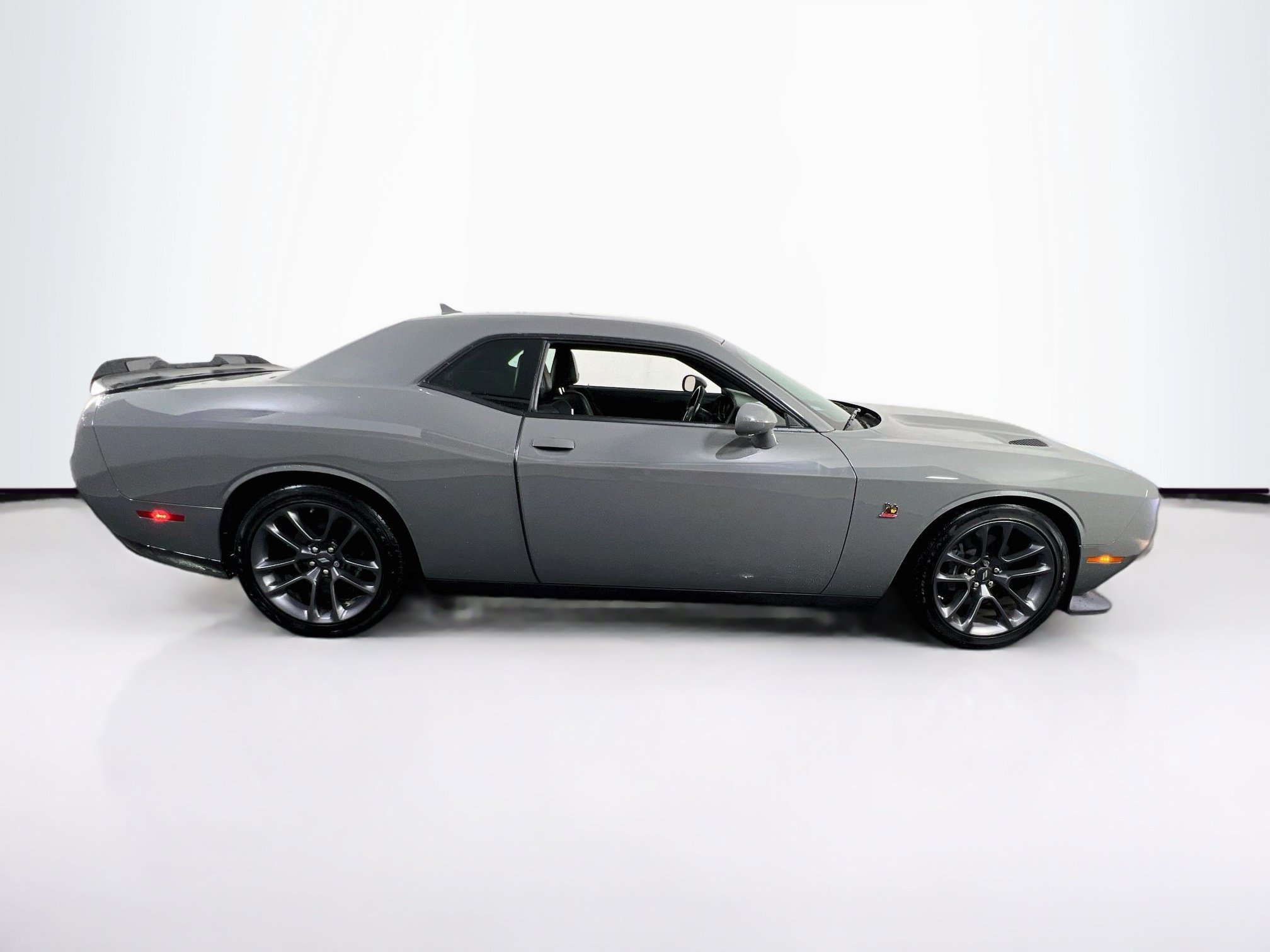 Used 2023 Dodge Challenger R/T Scat Pack w/ Plus Package RWD image 4