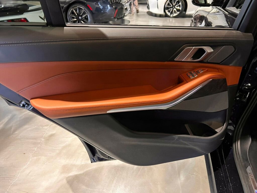 Used 2024 BMW X7 xDrive40i w/ M Sport Package image 17