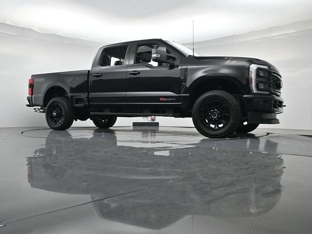 New 2026 Ford F250 Lariat w/ Black Appearance Package AWD/4WD image 40