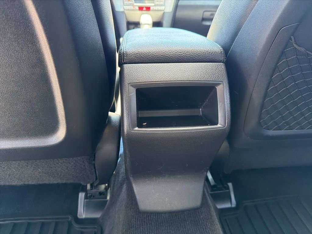 Used 2011 Subaru Outback 2.5i Limited AWD/4WD image 25