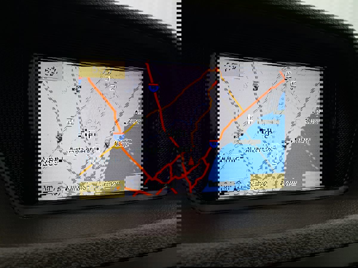 Used 2012 Mercedes-Benz E 550 Cabriolet AMG Line image 14