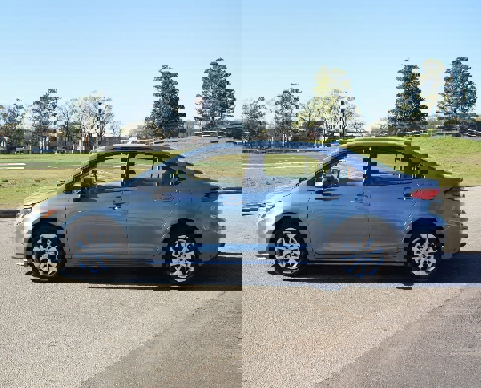 Used 2024 Toyota Corolla LE image 11