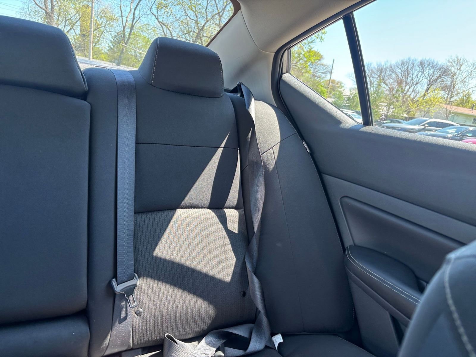 Used 2025 Nissan Altima 2.5 SV FWD image 35