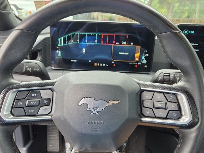 Used 2024 Ford Mustang Coupe RWD image 23