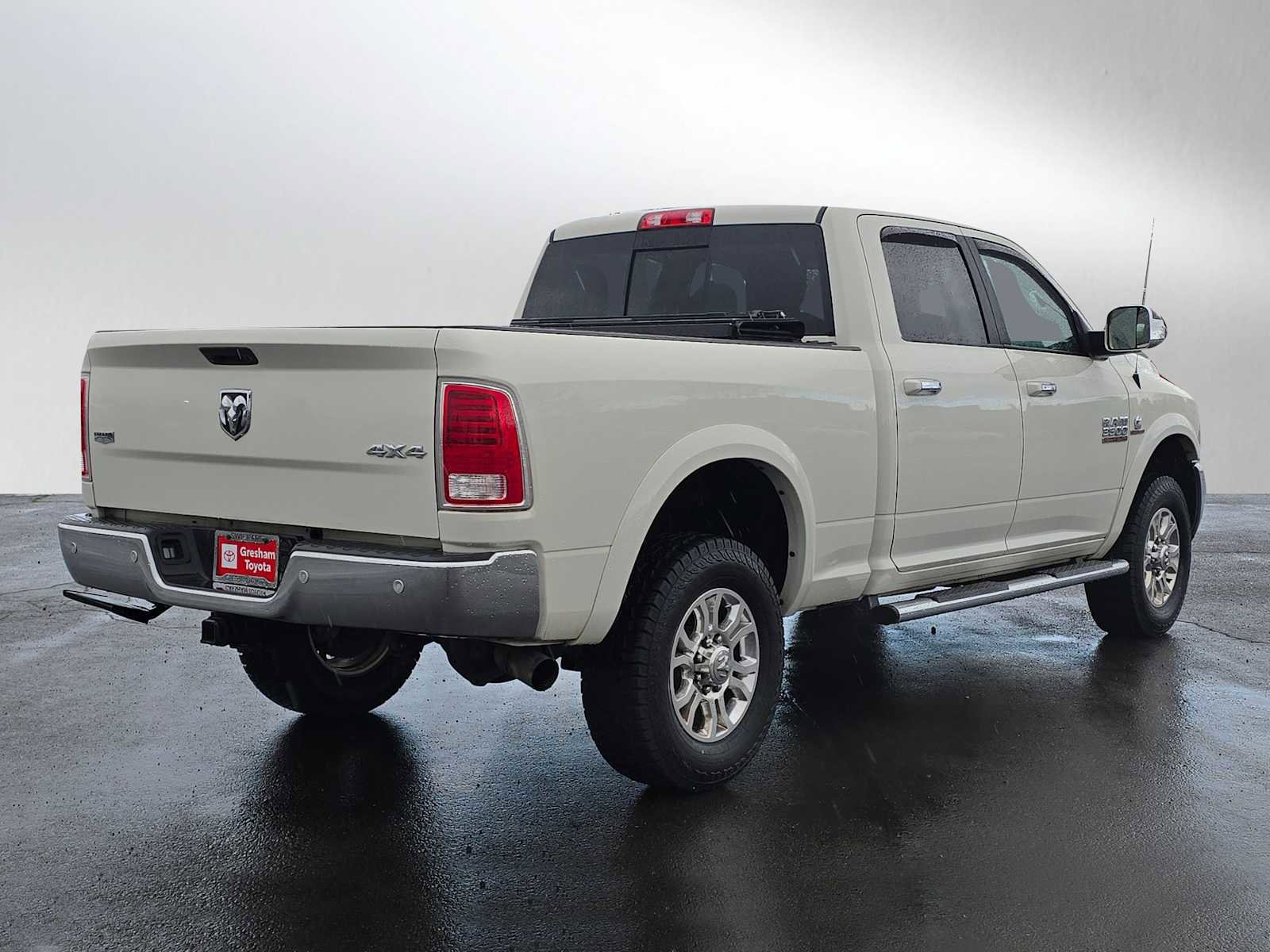 Used 2018 RAM 3500 Laramie w/ Convenience Group image 3